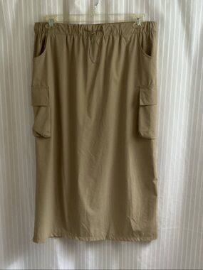 White Birch 1XL Tan Cargo Midi Skirt